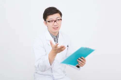 先生が話している写真